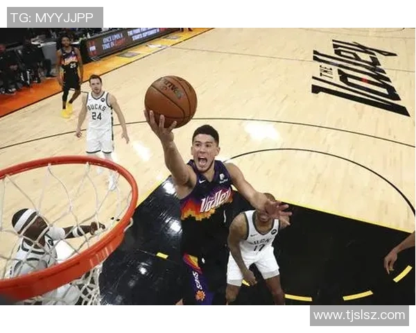 赛后评分公布:布克表现亮眼成为最大亮点 全场最佳称号实至名归 赛后评分公布:布克表现亮眼成为最大亮点 全场最佳称号实至名归