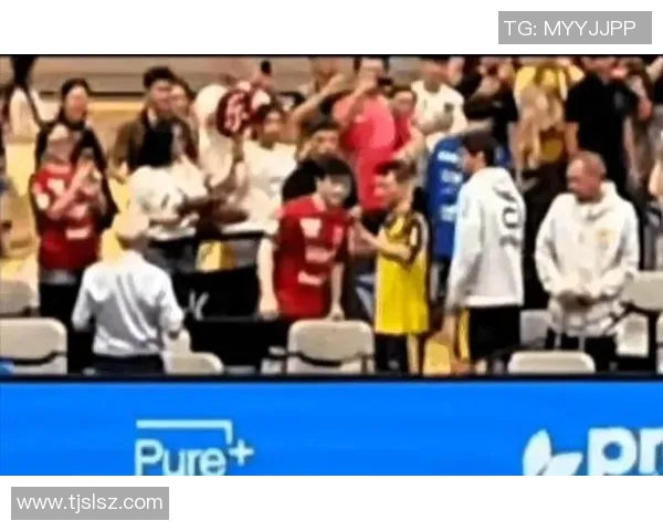 冲突升级!多特蒙德与教练发生激烈争执 冲突升级!多特蒙德与教练发生激烈争执